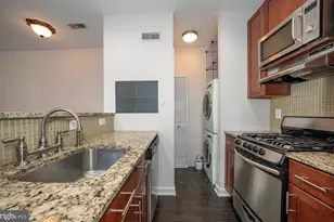 329 S 12th St, Philadelphia, PA 19107 - Photo 6
