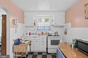 527 Overlook Rd, Philadelphia, PA 19128 - Photo 12