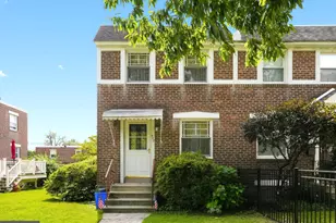 527 Overlook Rd, Philadelphia, PA 19128 - Photo 2