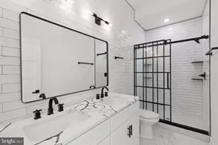 2449 N 2nd St, Philadelphia, PA 19133 - Photo 2
