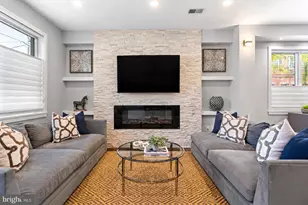 1256 N Howard St, Philadelphia, PA 19122 - Photo 2