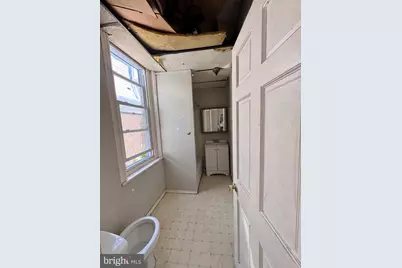 6813 Woodland Avenue, Philadelphia, PA 19142 - Photo 12