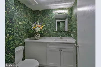 210 W Rittenhouse Square #1704, Philadelphia, PA 19103 - Photo 8