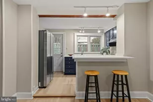 782 N Bucknell Street N, Philadelphia, PA 19130 - Photo 8
