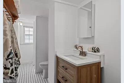 782 N Bucknell Street N, Philadelphia, PA 19130 - Photo 26