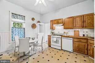 100 W Gorgas Ln, Philadelphia, PA 19119 - Photo 10