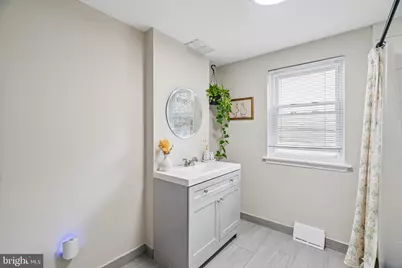 956 N Lawrence Street #A, Philadelphia, PA 19123 - Photo 14