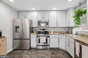 956 N Lawrence St, Philadelphia, PA 19123 - Photo 8