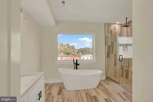 2621 Reed St, Philadelphia, PA 19146 - Photo 26