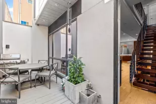 204 W Laurel St, Philadelphia, PA 19123 - Photo 20