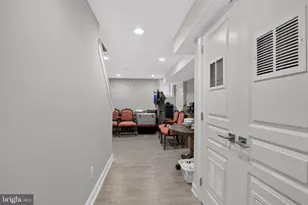 2228 Wilder St, Philadelphia, PA 19146 - Photo 30
