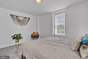 468 E Walnut Ln, Philadelphia, PA 19144 - Photo 8