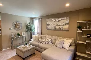 8739 Marsden St, Philadelphia, PA 19136 - Photo 2