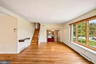 1008 Rennard St, Philadelphia, PA 19116 - Photo 8