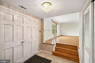 1008 Rennard St, Philadelphia, PA 19116 - Photo 4