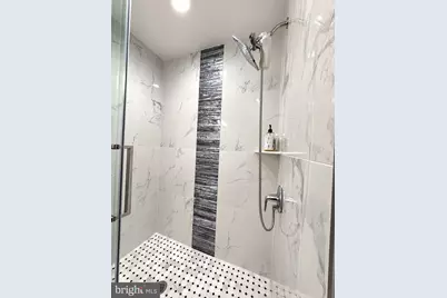 7347 Ryers Avenue, Philadelphia, PA 19111 - Photo 18