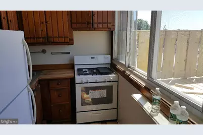 872 23rd Street N #3, Philadelphia, PA 19130 - Photo 2