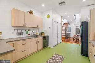1323 N 4th St, Philadelphia, PA 19122 - Photo 16