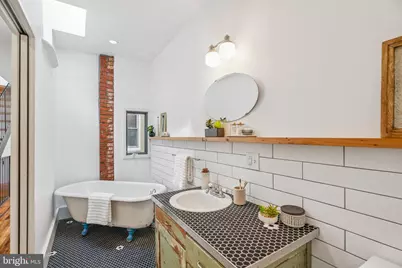 1323 N 4th Street, Philadelphia, PA 19122 - Photo 32