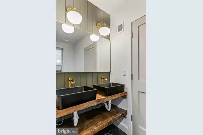 426 Moore Street, Philadelphia, PA 19148 - Photo 22