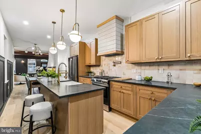 426 Moore Street, Philadelphia, PA 19148 - Photo 14