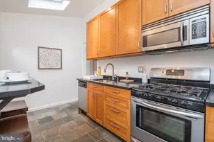2143 E Sergeant Street E, Philadelphia, PA 19125 - Photo 4
