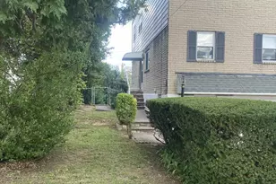1889 Foster St, Philadelphia, PA 19116 - Photo 16