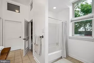 1311 S Carlisle St, Philadelphia, PA 19146 - Photo 38