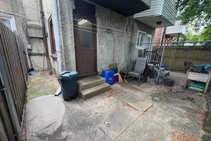 861 N Bambrey St, Philadelphia, PA 19130 - Photo 10