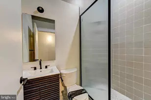 619 N 35th St, Philadelphia, PA 19104 - Photo 6