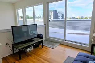 1003 N Bodine St, Philadelphia, PA 19123 - Photo 2