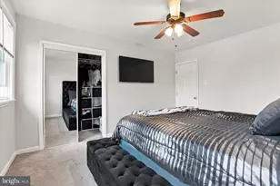 8636 Forrest Ave, Philadelphia, PA 19150 - Photo 14