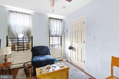 526 W Cambria Street, Philadelphia, PA 19133 - Photo 2