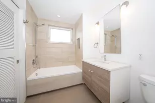 1001 S 17th St, Philadelphia, PA 19146 - Photo 24