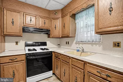 2647 S Hutchinson Street, Philadelphia, PA 19148 - Photo 10