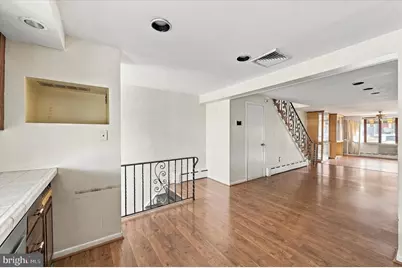 2028 S 29th Street, Philadelphia, PA 19145 - Photo 6