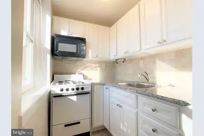 1510 Fairmount Avenue #UNIT 3R, Philadelphia, PA 19130 - Photo 2