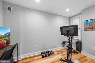 2038 Pierce St, Philadelphia, PA 19145 - Photo 26