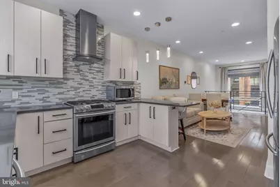2215 League Street, Philadelphia, PA 19146 - Photo 2