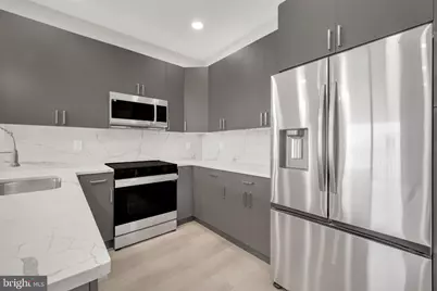 1111 24th Street #402, Philadelphia, PA 19146 - Photo 2