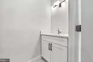 305 Fountain St, Philadelphia, PA 19128 - Photo 20