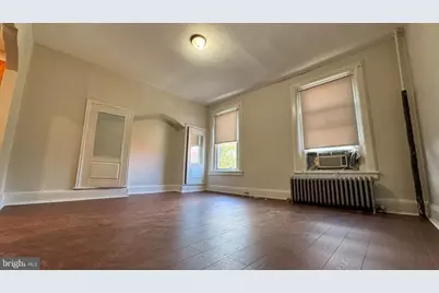 1121 41st Street #2ND FLOOR/2, Philadelphia, PA 19104 - Photo 4