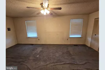 8406 Lyons Place, Philadelphia, PA 19153 - Photo 24