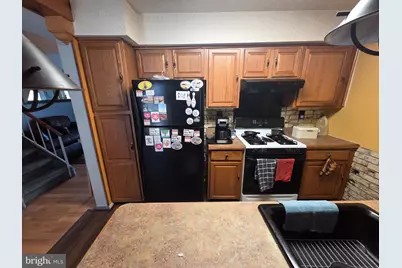 8406 Lyons Place, Philadelphia, PA 19153 - Photo 12