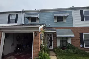 8406 Lyons Pl, Philadelphia, PA 19153 - Photo 2
