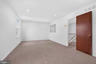8408 Lyons Pl, Philadelphia, PA 19153 - Photo 22