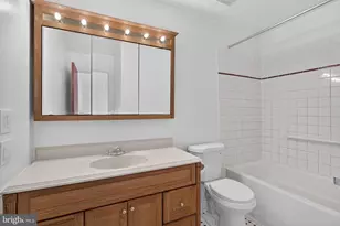 8408 Lyons Pl, Philadelphia, PA 19153 - Photo 26
