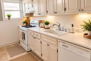 3439 Friendship St, Philadelphia, PA 19149 - Photo 6