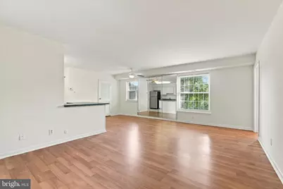 4000 Gypsy Lane #620F2, Philadelphia, PA 19129 - Photo 4