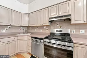 2436 W Norris St, Philadelphia, PA 19121 - Photo 12